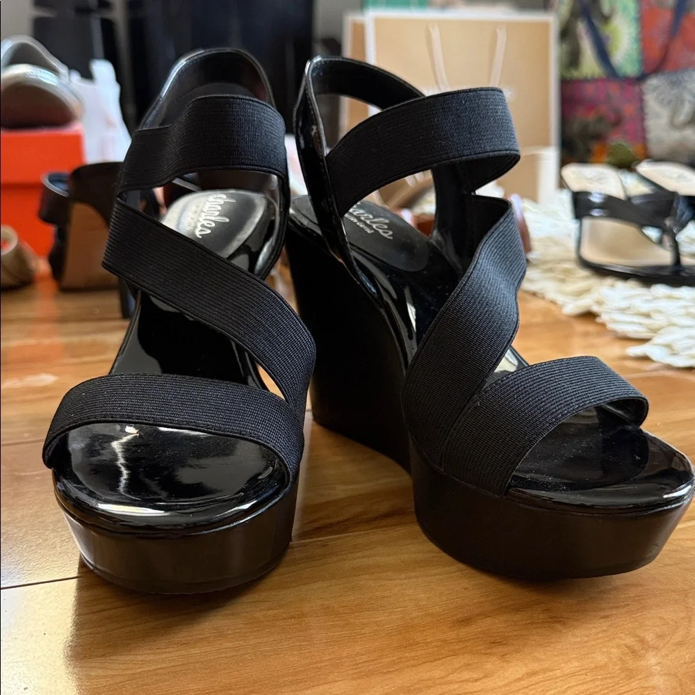 Charles by charles david Glossy Black Wedge Sandals - Picture 2 of 10